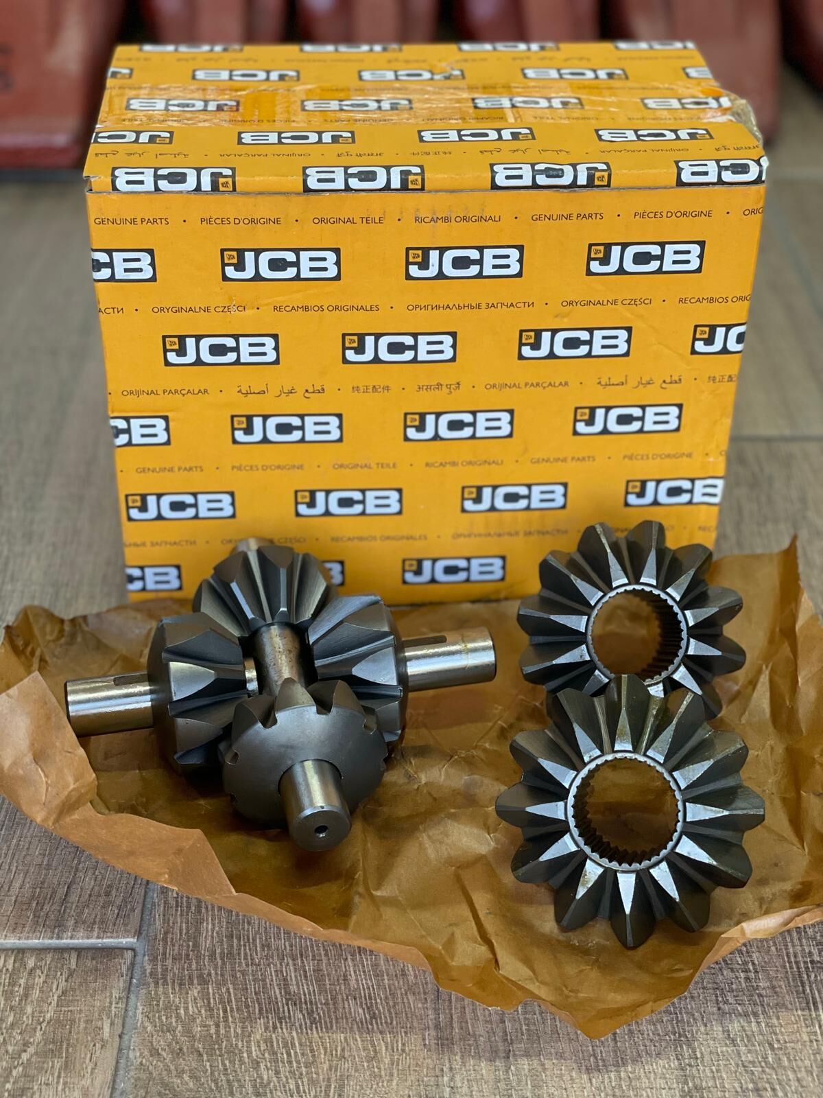JCB 450/11000-H İSTAVROZ DİŞLİ TAKIMI BHL ARKA-TLH ÖN