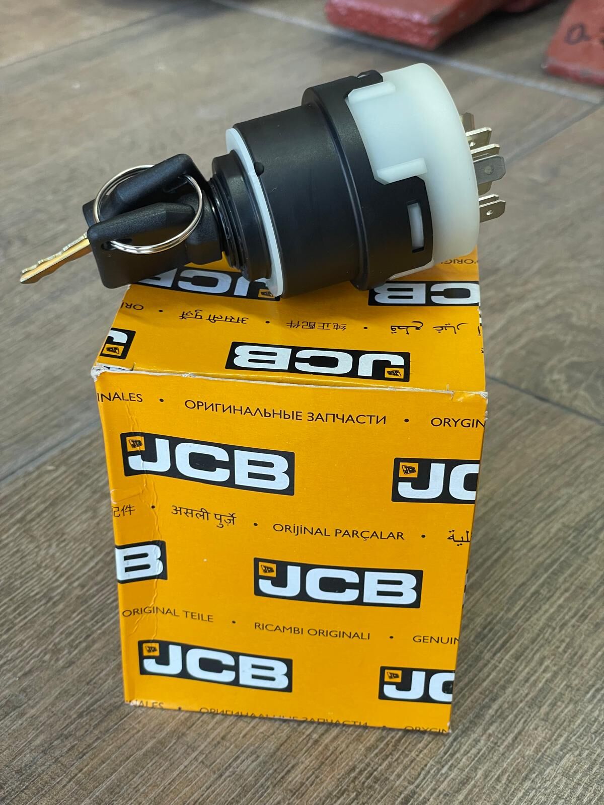 JCB 701/80184-İ KONTAK KOMPLE